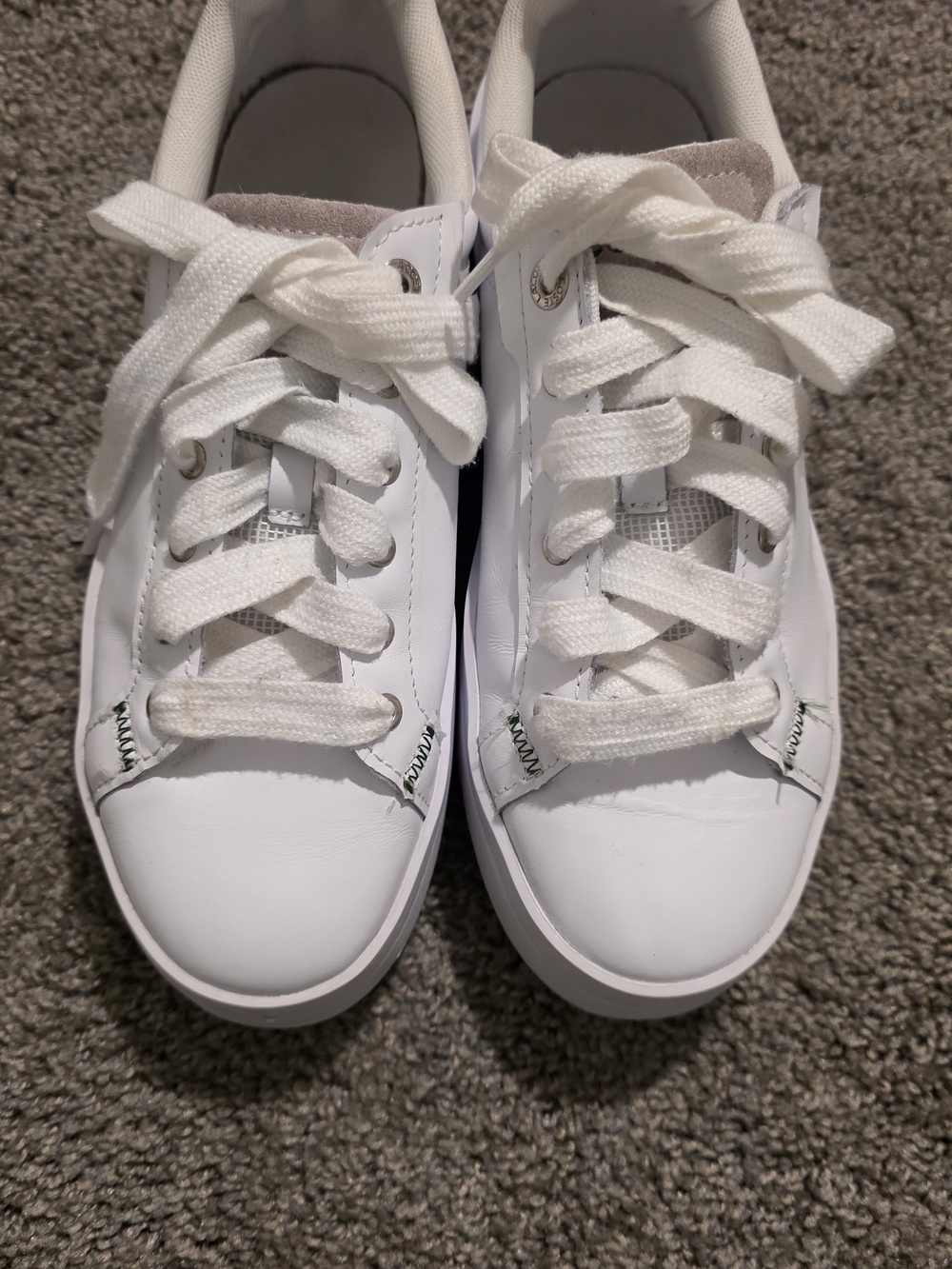 Lacoste White Low-Top Women's Sneakers